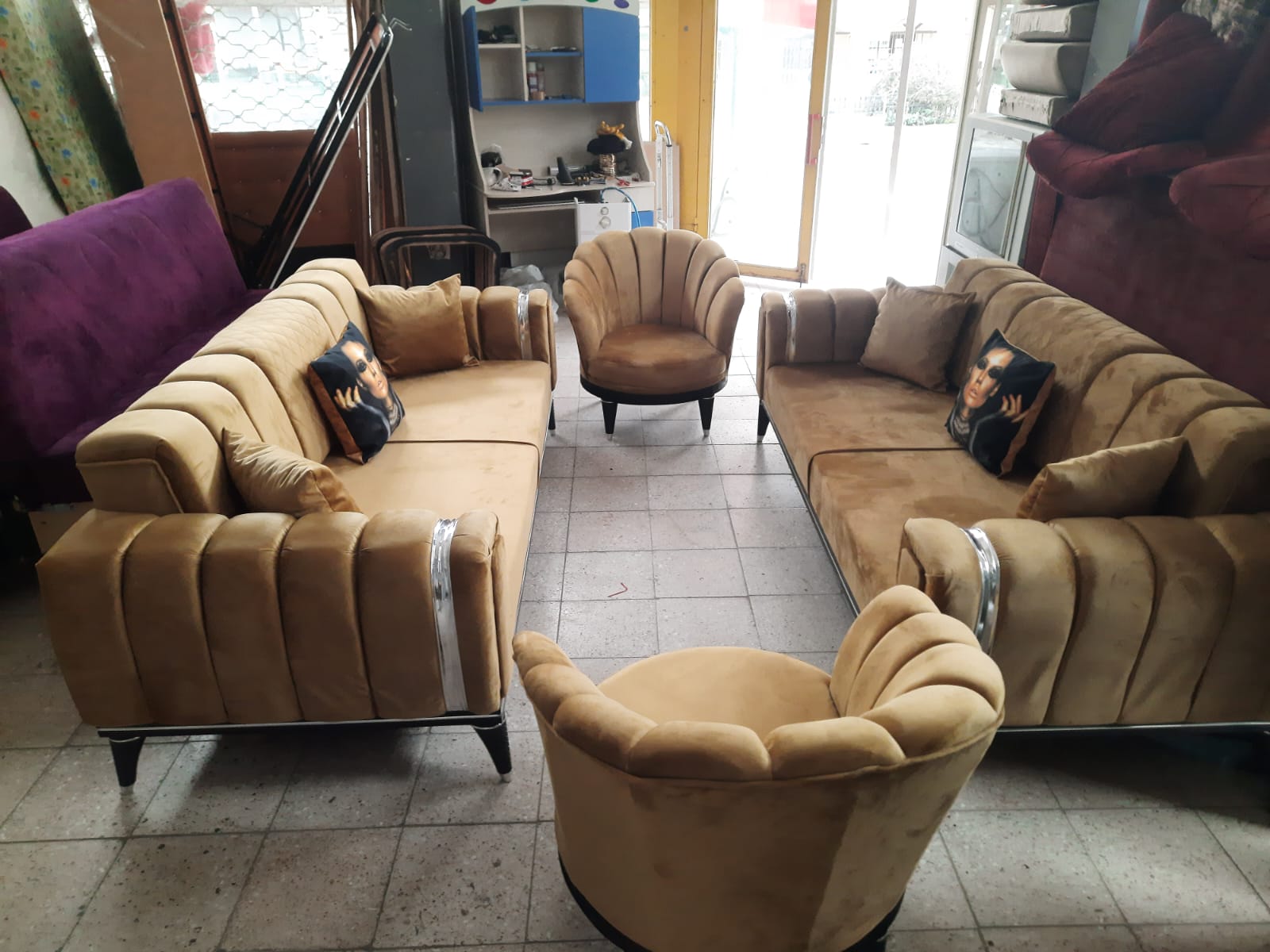 12-efe-spot-koltuk-takimi.jpg